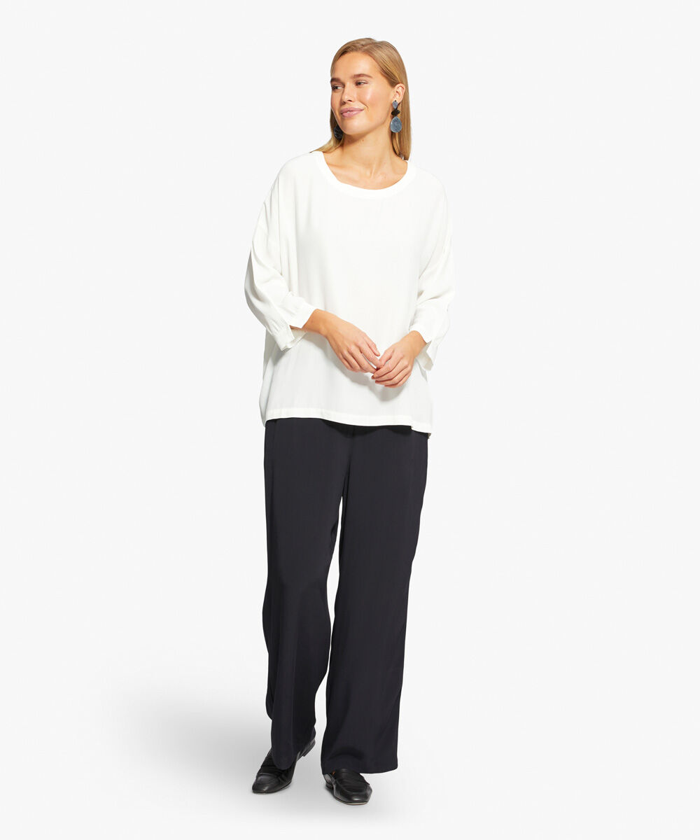 Becca Topp, Cream